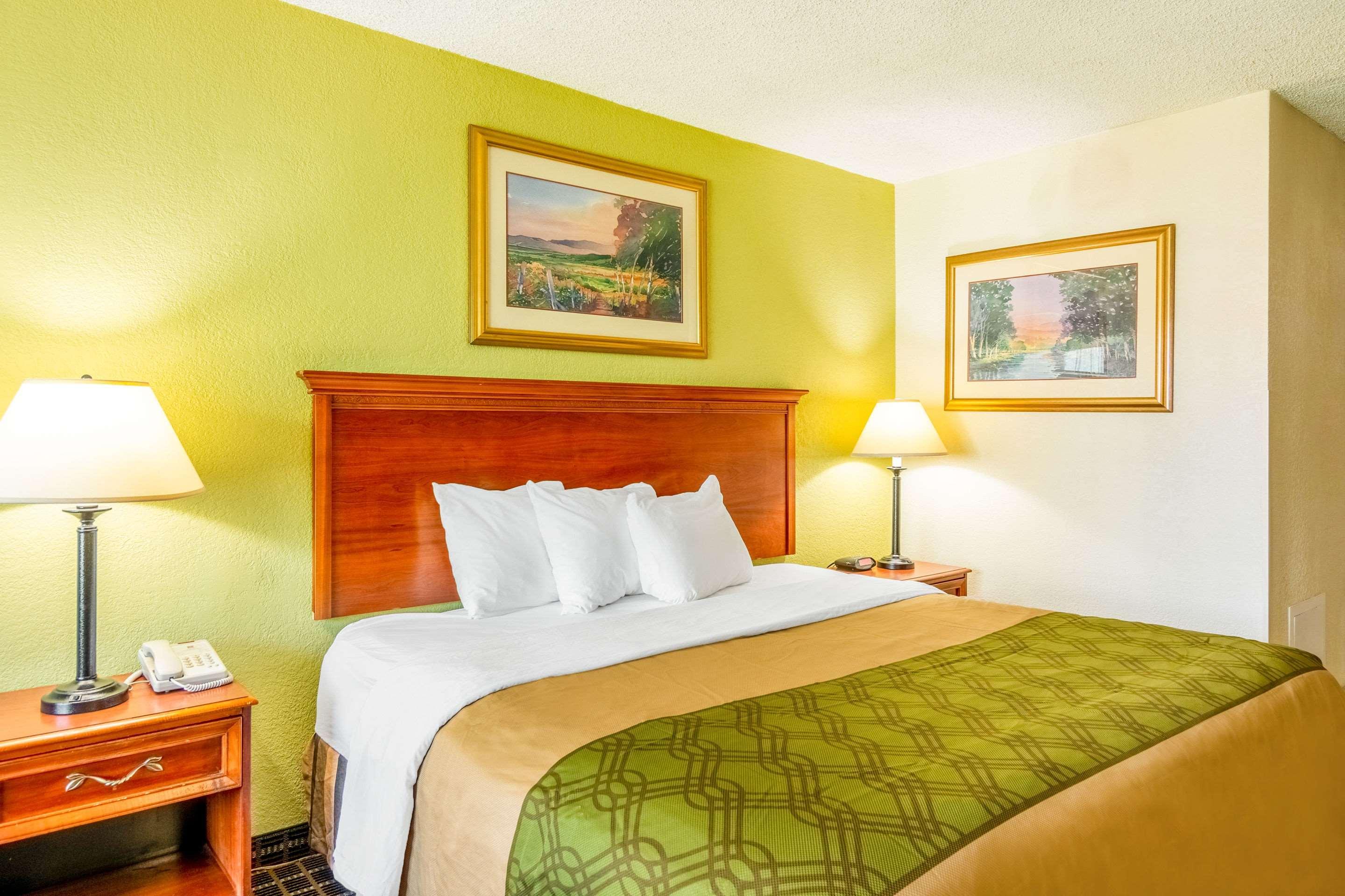 Rodeway Inn Central Ρίτσμοντ Εξωτερικό φωτογραφία