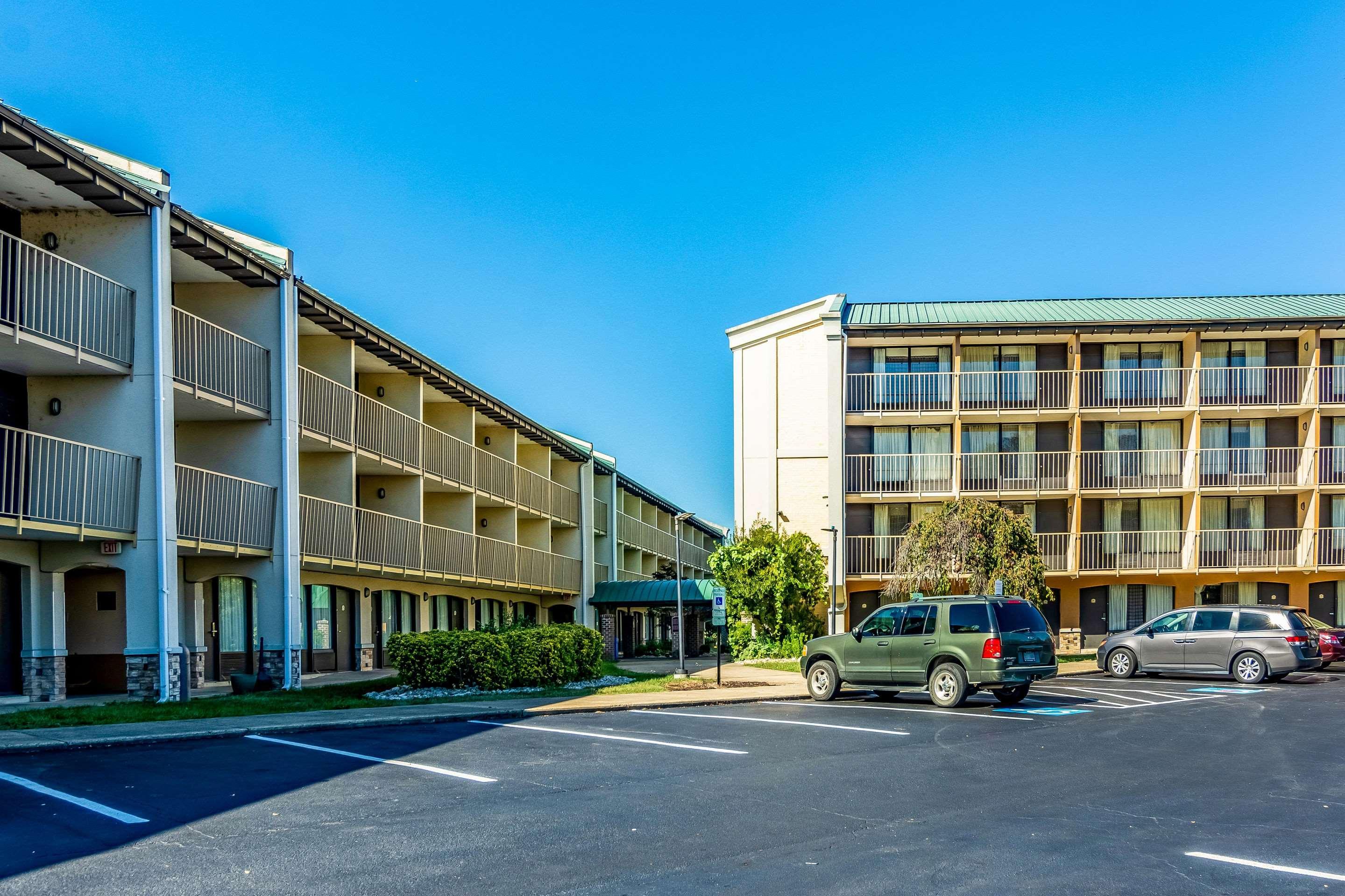 Rodeway Inn Central Ρίτσμοντ Εξωτερικό φωτογραφία